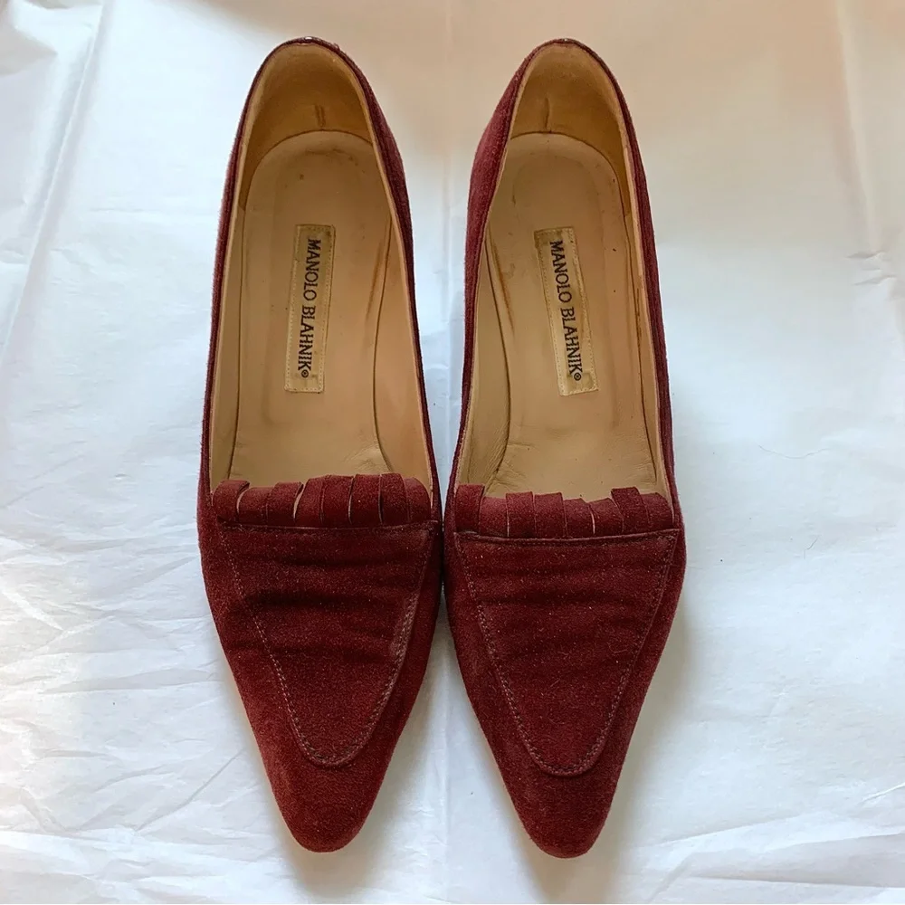 Manolo Blahnik Burgundy Wine Suede Pointed Toe Low Heel Pumps EU 37.5 US 6.5 - 7